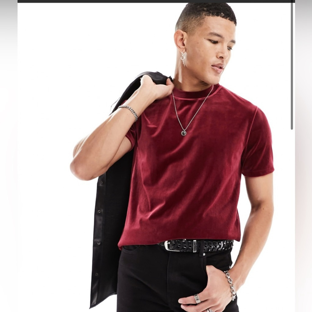 ASOS DESIGN men’s t-shirt in burgundy velour size Large